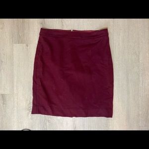 Beautiful J.Crew burgundy wool pencil skirt size 6